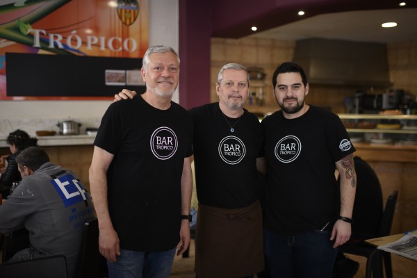 Bar Trópico, esmorzar entre obrers