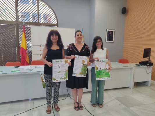 Cuando la lectura va más allá del libro: literatura musical y talleres 'DIY' en la II Fireta del Llibre