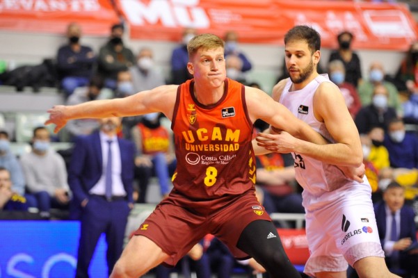 El letón Malmanis abandona el UCAM CB tras dos temporadas y media