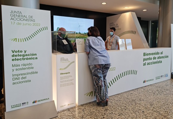 Iberdrola fomenta en València la participación en la junta de la eléctrica del 17 de junio