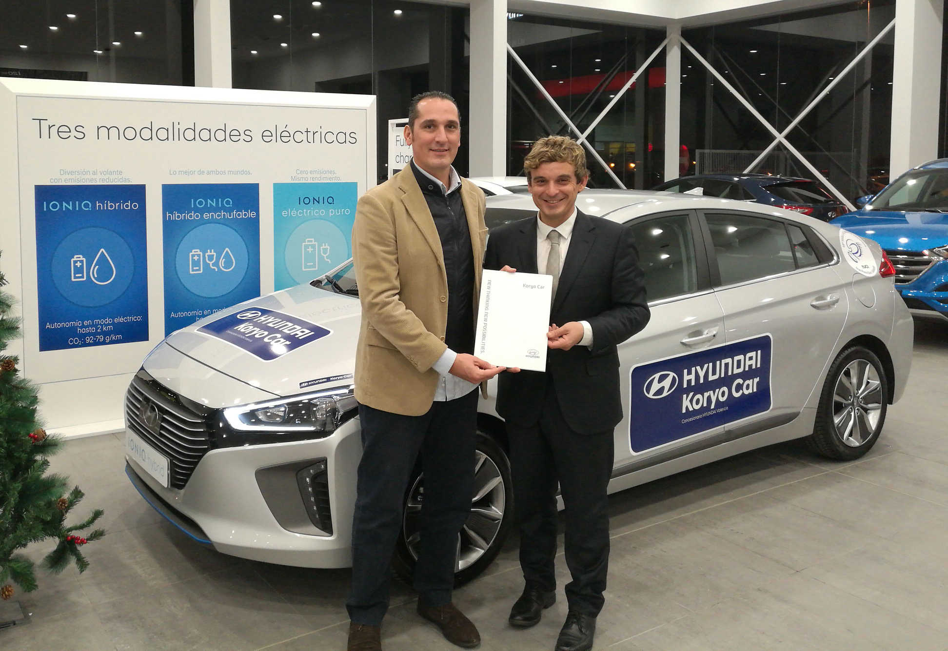 Hyundai Koryo Car en la Vuelta Ciclista Profesionales de la Comunidad Valenciana