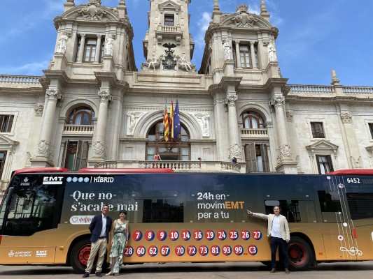 La EMT arranca el 15 de junio su nuevo servicio nocturno en 23 líneas que llegan a barrios y pueblos