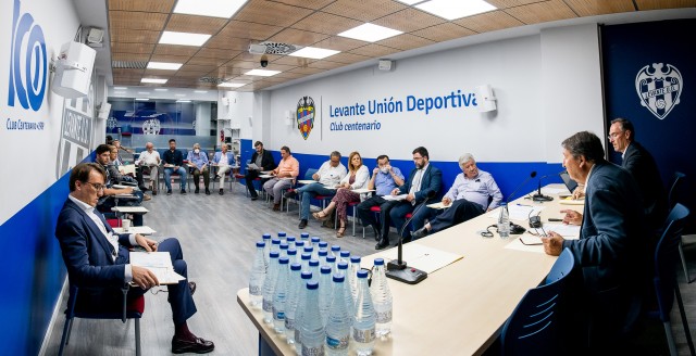 Reacciones tras la ratificación de Quico Catalán: 