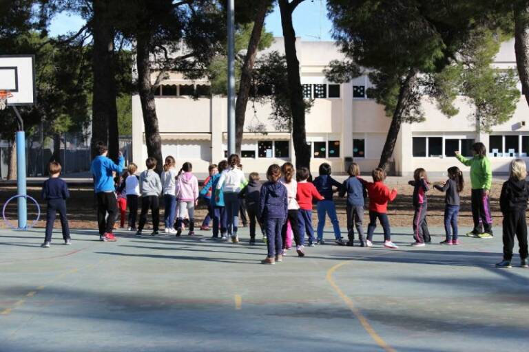 Fampa Castelló pide saber las razones del cambio en el horario de las escuelas antes del 15 de junio
