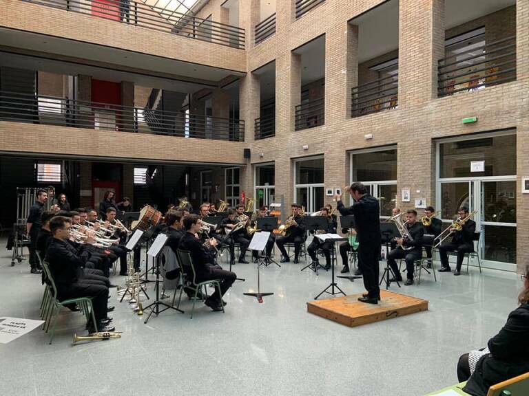 Castelló entrega el informe de necesidades de la Ciudad de la Música con vistas a abrirla en 2025