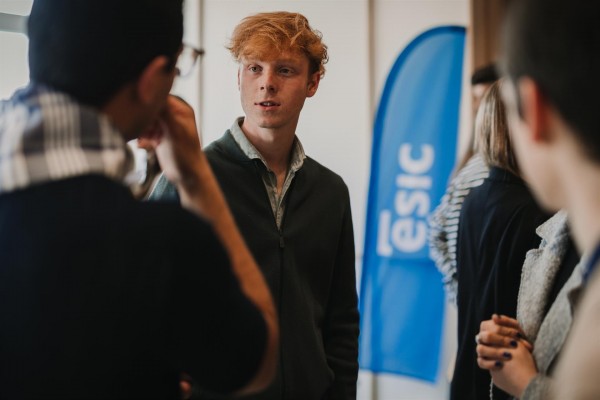 ESIC València lanza un máster en dirección de marketing y comunicación de moda y lujo