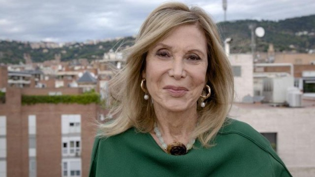 Las 'Veladas literarias' reciben a la periodista y escritora Pilar Eyre