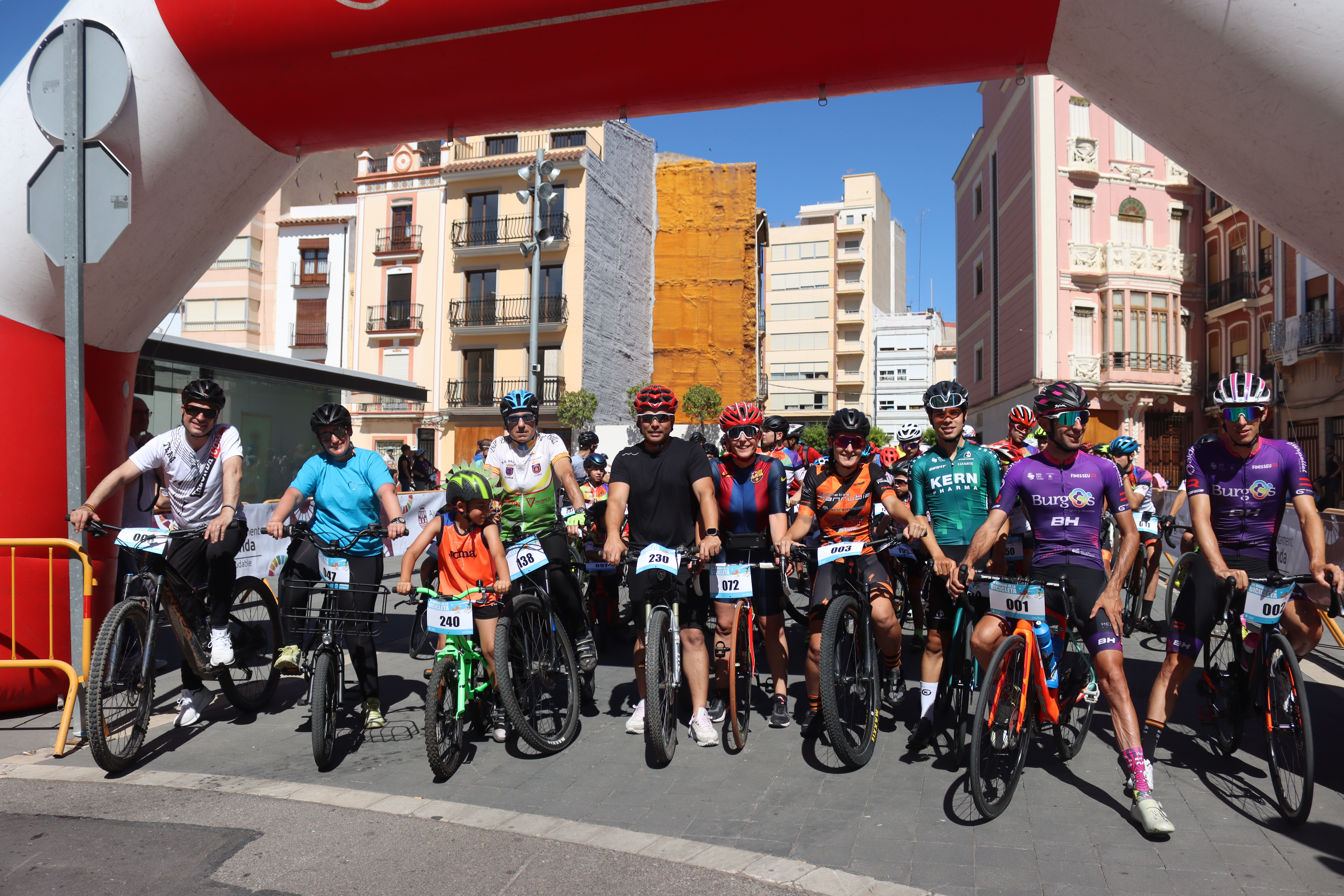 Onda celebra la gran fiesta de la bicicleta con la participación de más de 250 ondenses