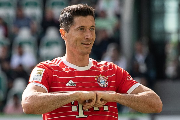 Lewandowski y el artículo 17 de los estatutos FIFA: una posible salida del Bayern llena de trampas 