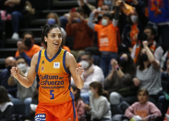 Cristina Ouviña: “Quiero seguir optando a títulos” 