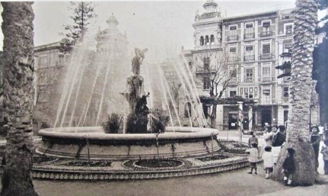 La aguadora y el falangista