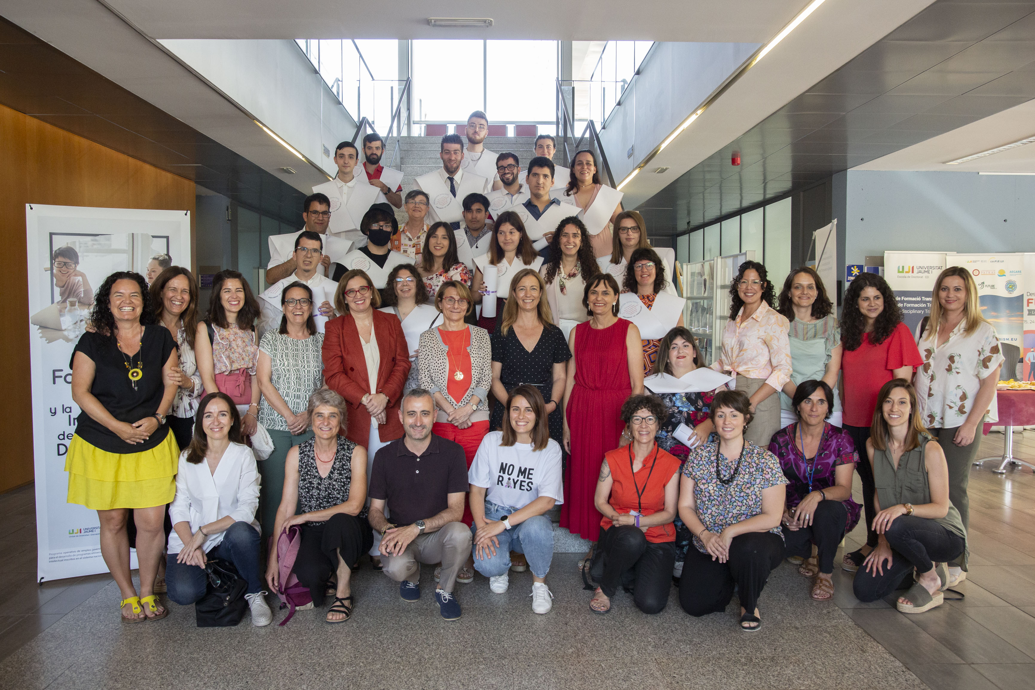 Jóvenes con discapacidad intelectual se gradúan en la UJI en un curso de formación para el empleo
