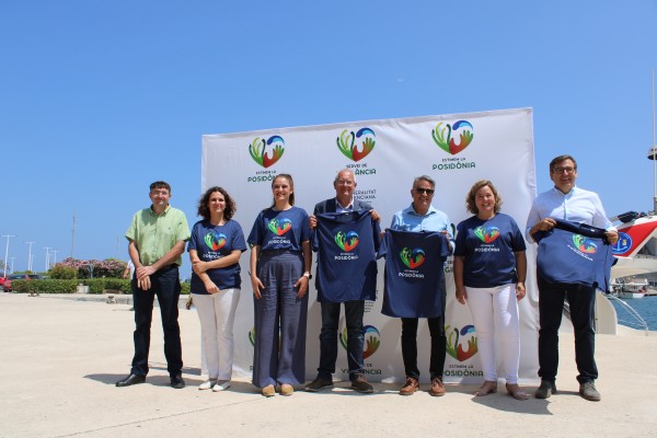 Transición Ecológica presenta en Dénia el Servicio de
Vigilancia Marina para proteger las praderas de posidonia de la Comunitat 