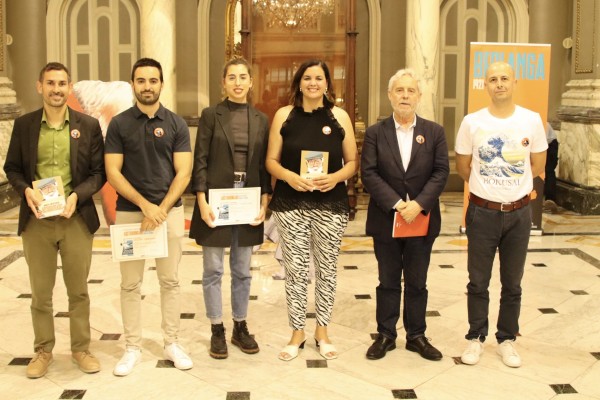 Javi Rumí rep el primer premi del Concurs Austrohongarés de Relat Curt 