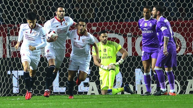 Sevilla y Real Madrid buscan dar un golpe a LaLiga con Ramos en el foco