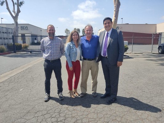 La cartagenera Overtel se hace fuerte en EEUU: se alía con TCL para expandir su producto