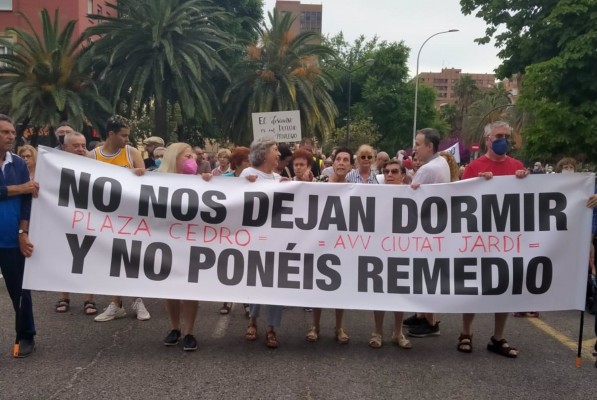 La Plaza Honduras reclama a Ribó su 