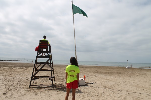 Benicàssim pone en marcha el servicio de socorrismo en sus playas