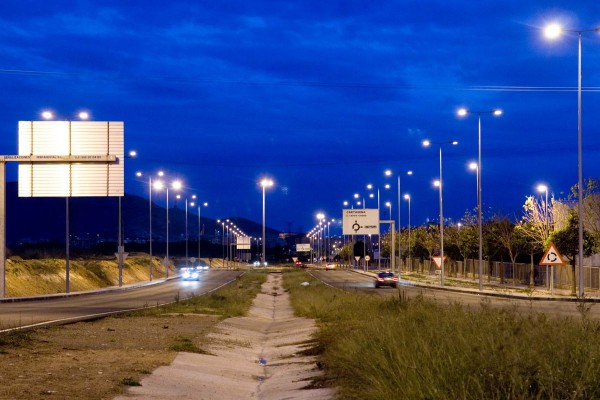 Infraestructuras invertirá cinco millones en un nuevo contrato de alumbrado capaz de optimizar el gasto