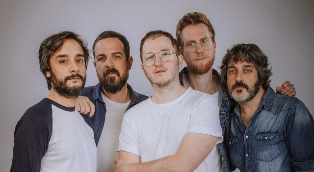 Los cartageneros Nunatak sorprenden con 'Verte tan bien', un single con ritmos caribeños sobre el postureo