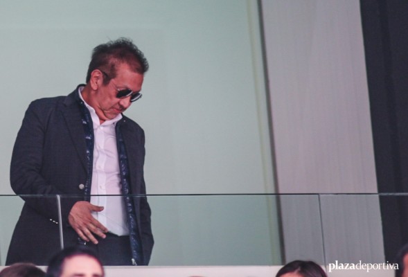 Peter Lim retoma la elección del entrenador