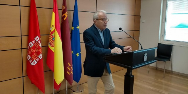 Proponen restaurar algunos de los panteones históricos del cementerio de Murcia y ponerlos a la venta