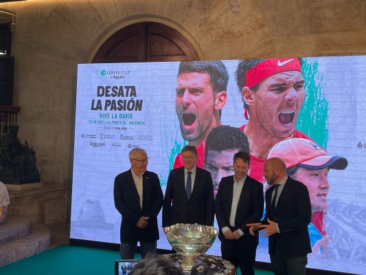 La fase de grupos de València sueña con otro Nadal-Djokovic
