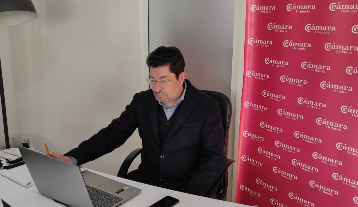 Mario Martínez, presidente de la Cámara de Comercio de Orihuela. Foto: AP. - 