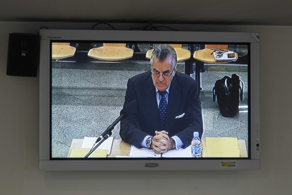 Bárcenas afirma que fue Rajoy quien ordenó cortar con Correa tras ser avisado por un empresario