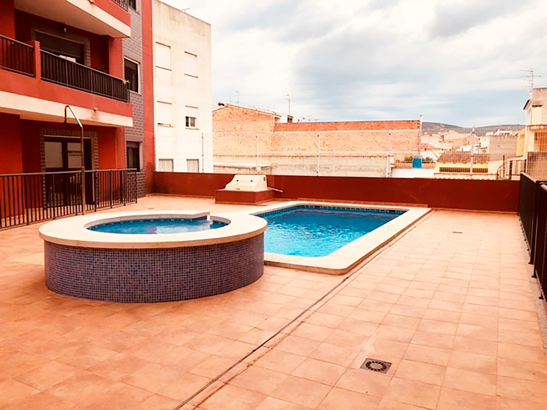 Cajamar y Haya Real Estate ponen a la venta 730 inmuebles en Castellón con ofertas de hasta el 35%

