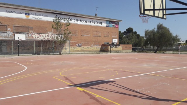 El antiguo IES Lloixa (Sant Joan) se rehabilitará por plantas; la baja acogerá salas culturales y sociales