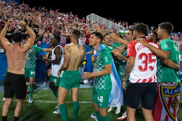 Almería y Valladolid logran el ascenso; el Eibar se condena a la promoción

