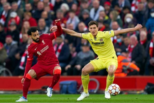 Pau Torres sale al paso de los rumores y asegura que la única oferta es del Villarreal para renovar