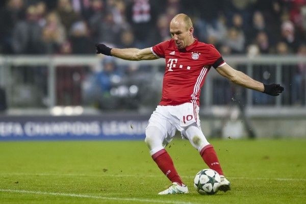 Arjen Robben renueva con el Bayern hasta 2018