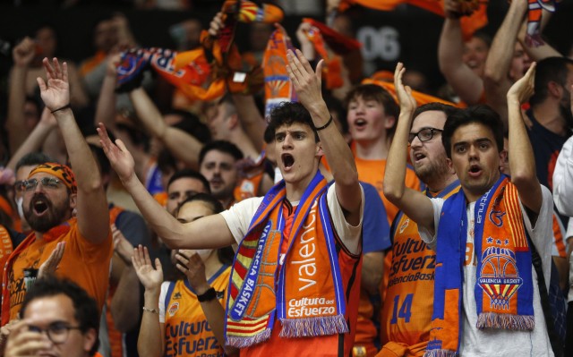 El Valencia ganó la mitad de sus últimos partidos de cruces por el título en casa
