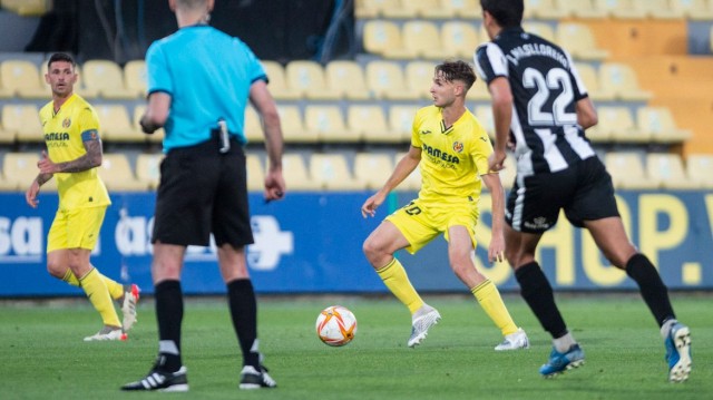 El Villarreal B acaba segundo de grupo y se medirá con la UD Logroñés en la semifinal del 'play off'