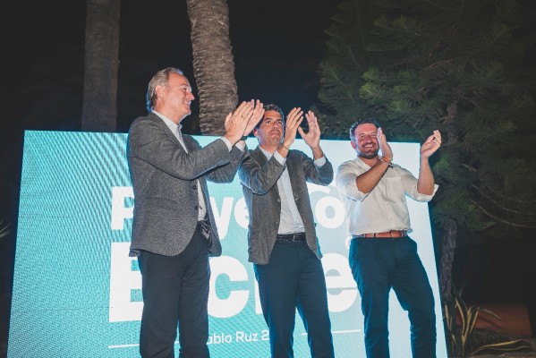 Pablo Ruz presenta su 'Proyecto Elche' ante Mazón, Fabra y más de 300 afiliados del PP