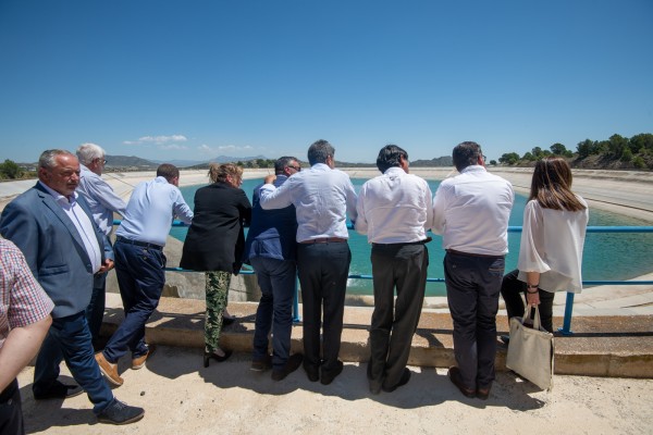 Mazón eleva la presión a Puig para que apoye la unión del Júcar-Vinalopó al cierre de acuíferos