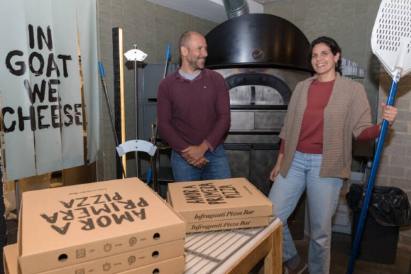 La pizzería Infraganti aterriza en el centro de Elche: estilo napoletano con un toque culinario local
