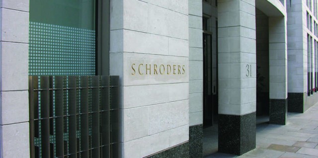 Schroders aumenta su participación en el capital de Indra hasta el 3,445%

