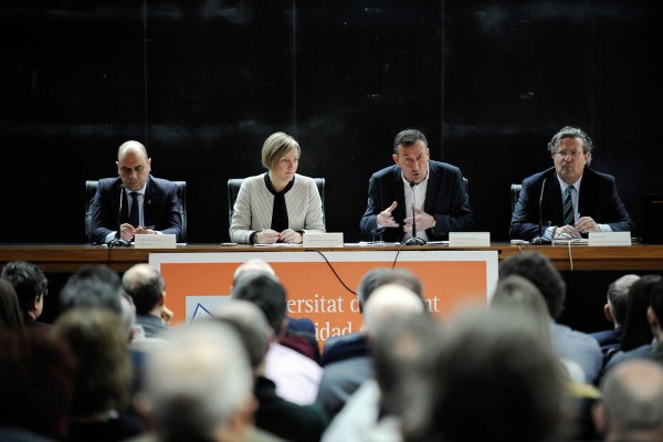 El Consell obvia la zona franca en el plan territorial de Alicante y Elche: 