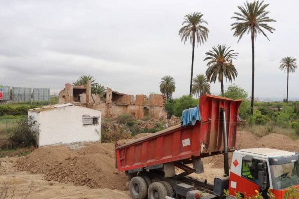 La casa de Antonete Gálvez se 'apuntala' antes de su futura rehabilitación