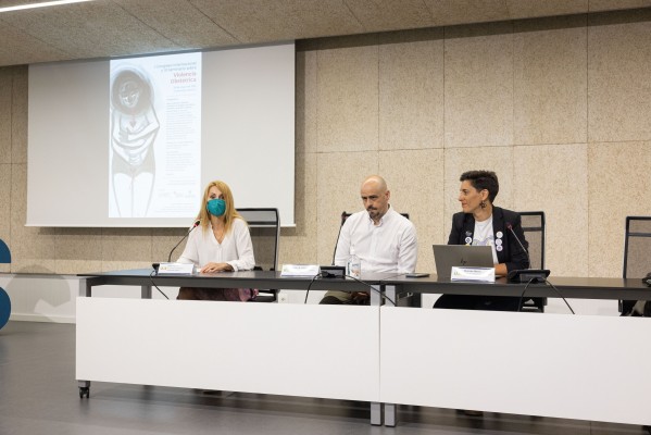 El Congreso Internacional de Violencia Obstétrica reivindica cambios en la legislación y en la práctica sanitaria