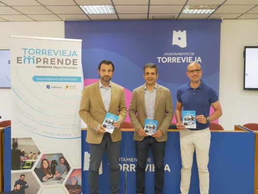 El PCUMH y el Ayuntamiento de Torrevieja ponen en marcha la 1ª edición de Torrevieja Emprende 