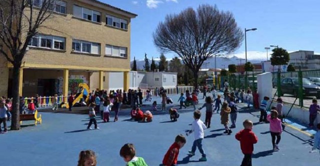Elche tiene 600 vacantes de Infantil por la baja natalidad para el próximo curso, según Educación