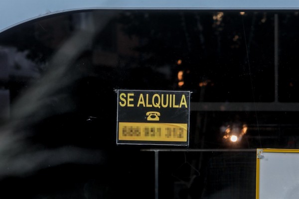 El Gobierno valora prorrogar la limitación para que los alquileres no suban más de un 2%