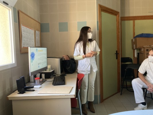Los vecinos de La Manga temen que la atención médica se resienta y reclaman más sanitarios y consultorios