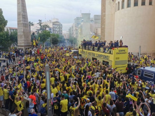El Villarreal cumple un año del día más importante de su historia