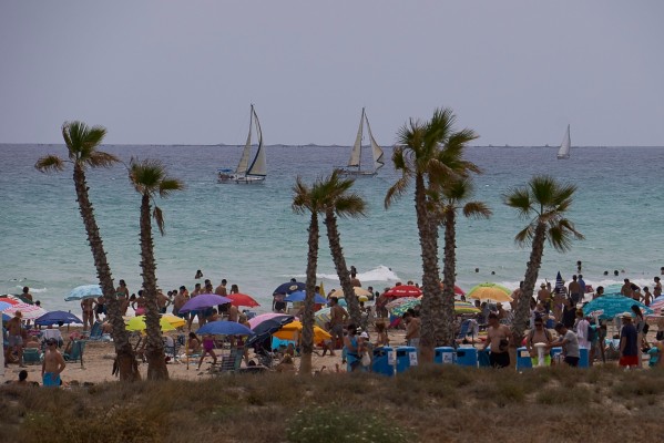 Canet abrirá sus playas para la temporada de verano a partir del 20 de junio 