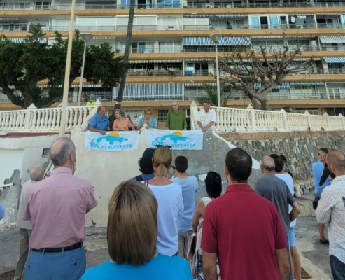 La plataforma SOS Albufereta se moviliza para reivindicar la consolidación del borde litoral